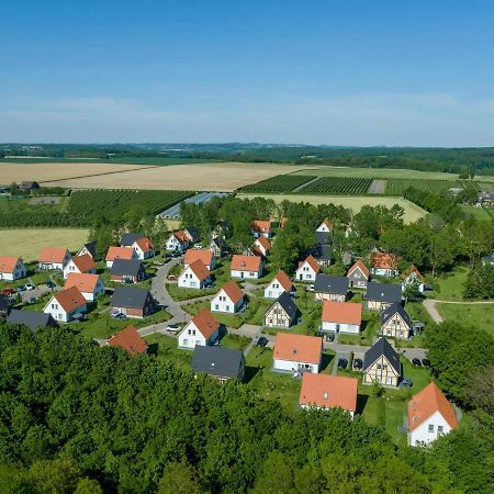 Landal De Waufsberg Hotel Noorbeek Bagian luar foto